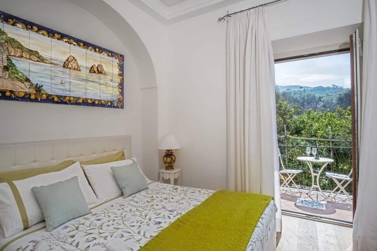 Faraglioni Di Sorrento Guesthouse Extérieur photo