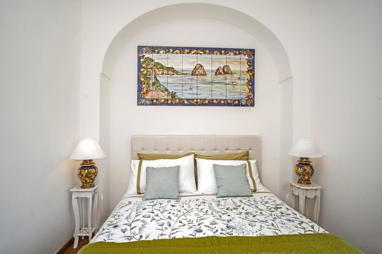 Faraglioni Di Sorrento Guesthouse Extérieur photo