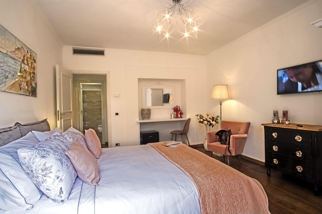 Faraglioni Di Sorrento Guesthouse Extérieur photo